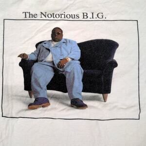 Notorious BIG Biggie‎ Smalls Men 2XL T-Shirt White Couch Portrait Hip Hop Rap